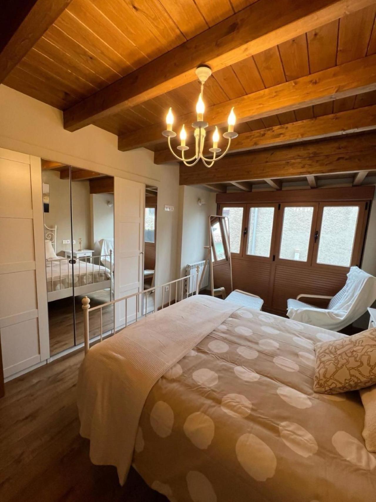 Casa Moises En Bimenes Villa Luaran gambar